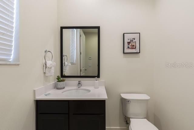 На продажу: $295,000 (2 спален, 2 ванн, 1350 Квадратных фут)