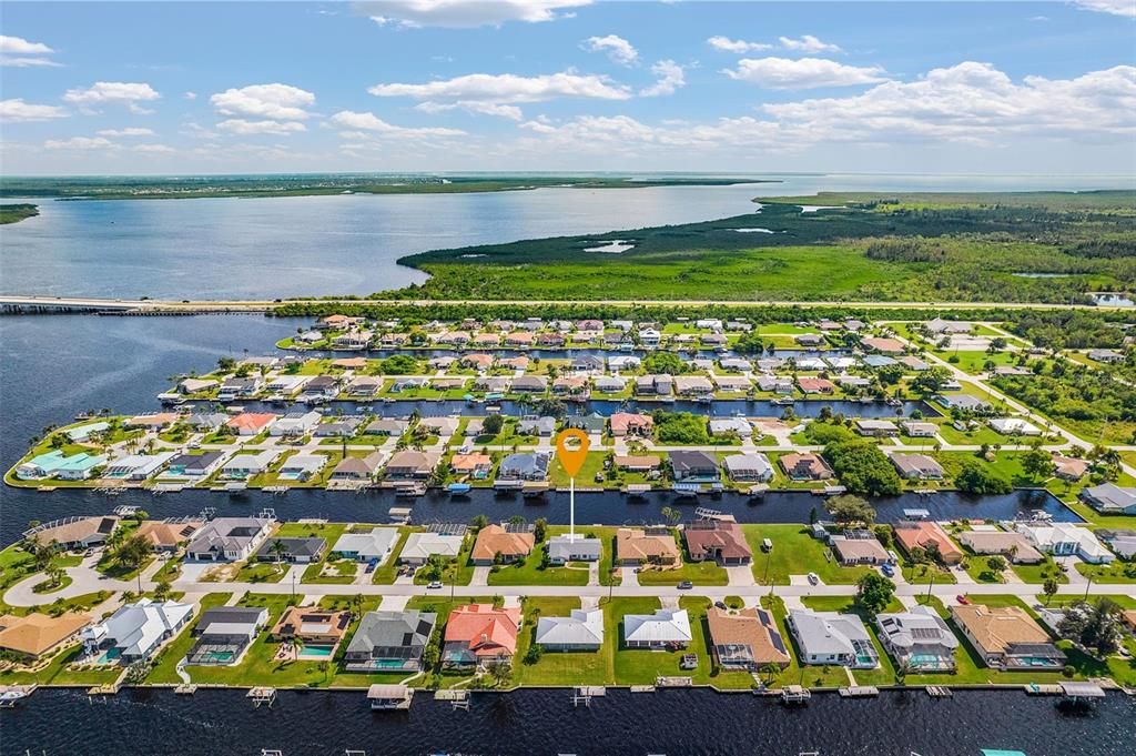 Active With Contract: $339,900 (2 beds, 2 baths, 1560 Square Feet)