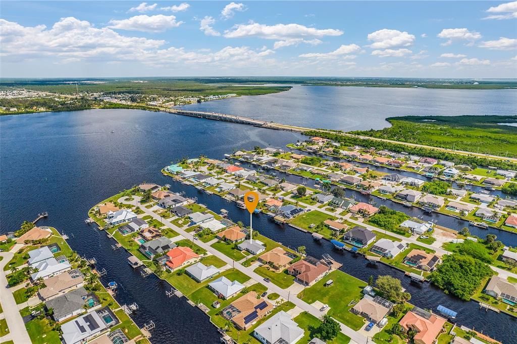 Active With Contract: $339,900 (2 beds, 2 baths, 1560 Square Feet)