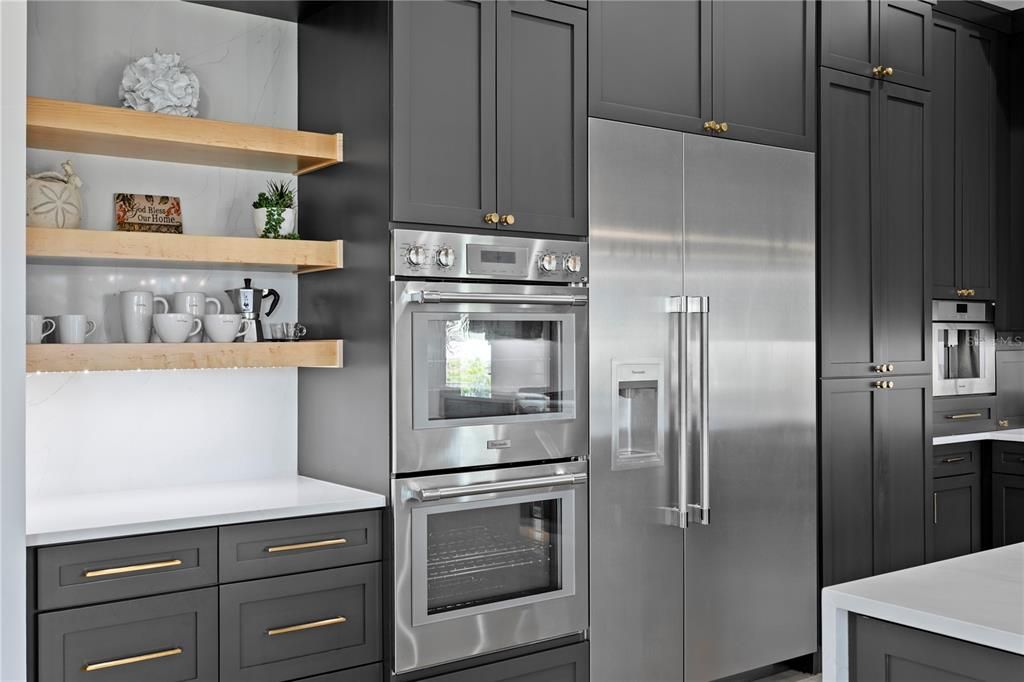 待售: $3,295,000 (6 贝兹, 6 浴室, 5816 平方英尺)