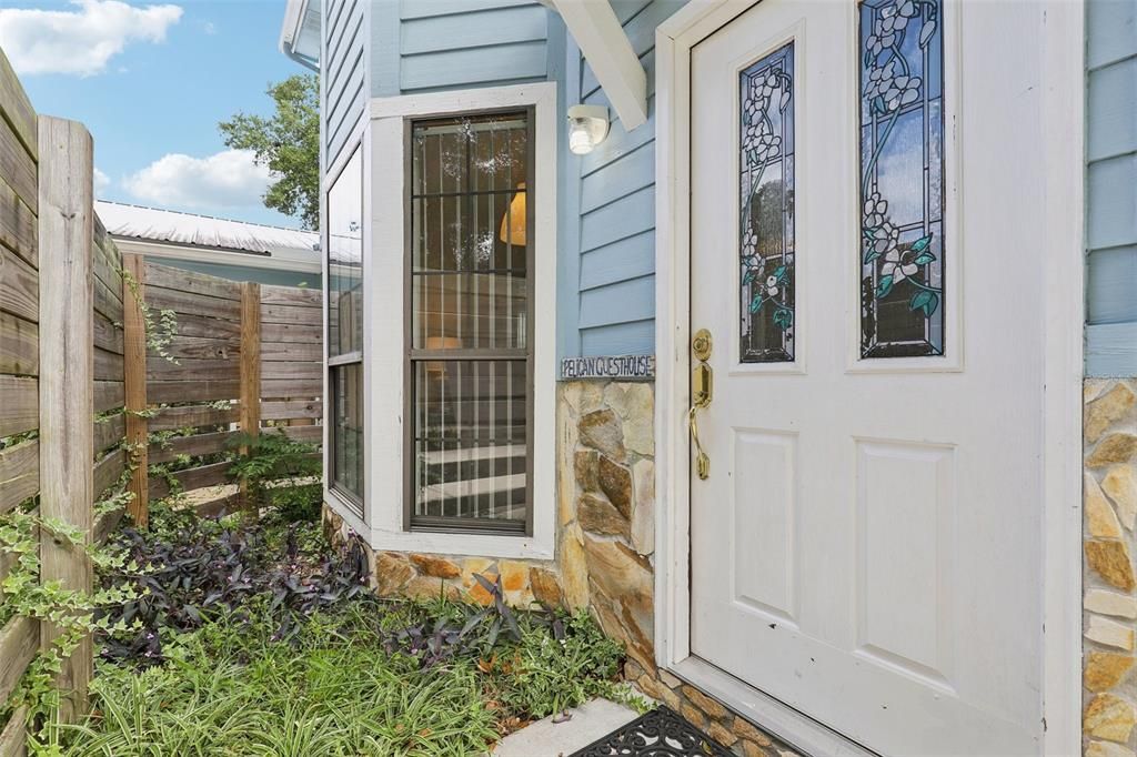 Active With Contract: $625,000 (4 beds, 3 baths, 2516 Square Feet)