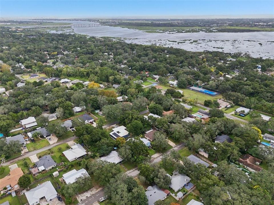 Active With Contract: $625,000 (4 beds, 3 baths, 2516 Square Feet)