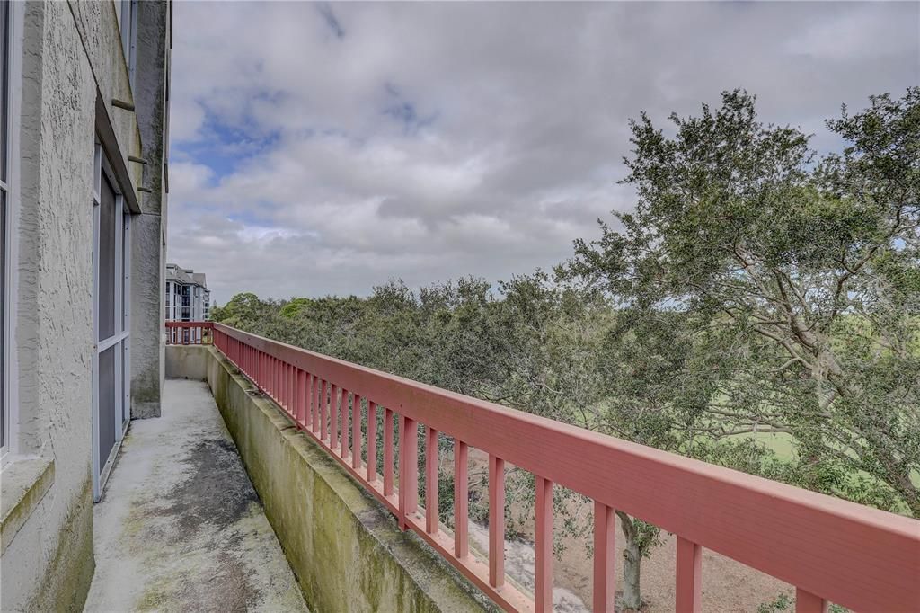 For Sale: $179,000 (2 beds, 2 baths, 1075 Square Feet)