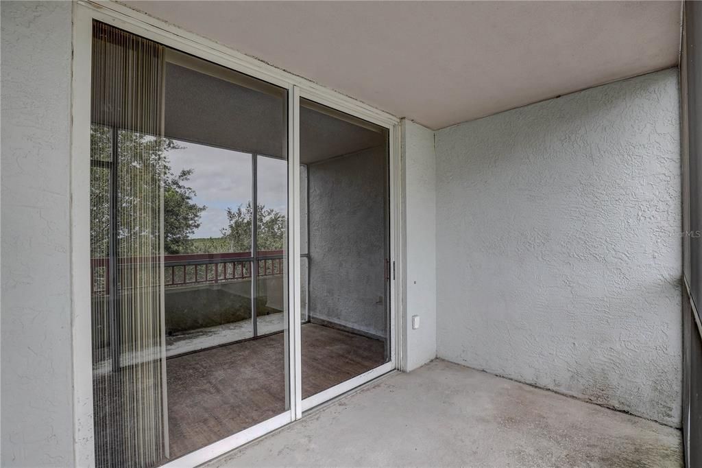 For Sale: $179,000 (2 beds, 2 baths, 1075 Square Feet)