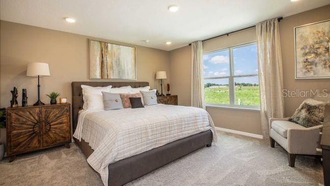 Activo con contrato: $279,900 (3 camas, 2 baños, 1674 Pies cuadrados)