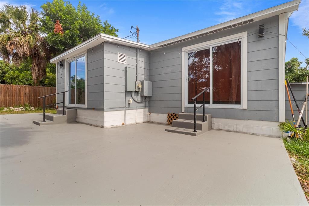 En Venta: $264,000 (3 camas, 2 baños, 850 Pies cuadrados)