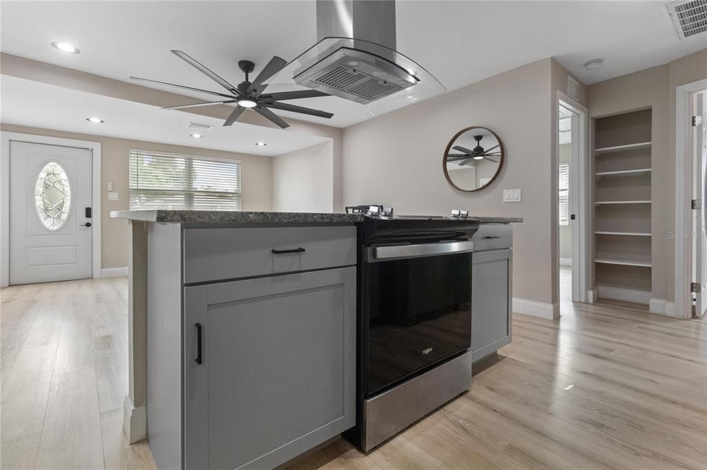 En Venta: $264,000 (3 camas, 2 baños, 850 Pies cuadrados)