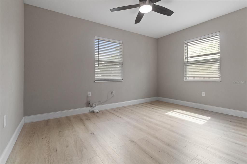 En Venta: $264,000 (3 camas, 2 baños, 850 Pies cuadrados)