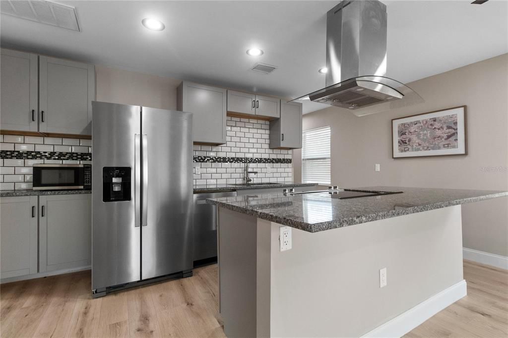 En Venta: $264,000 (3 camas, 2 baños, 850 Pies cuadrados)