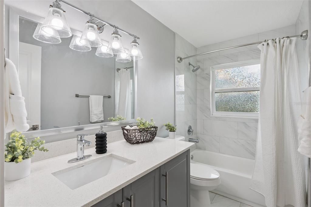 Active With Contract: $462,500 (3 beds, 2 baths, 1864 Square Feet)