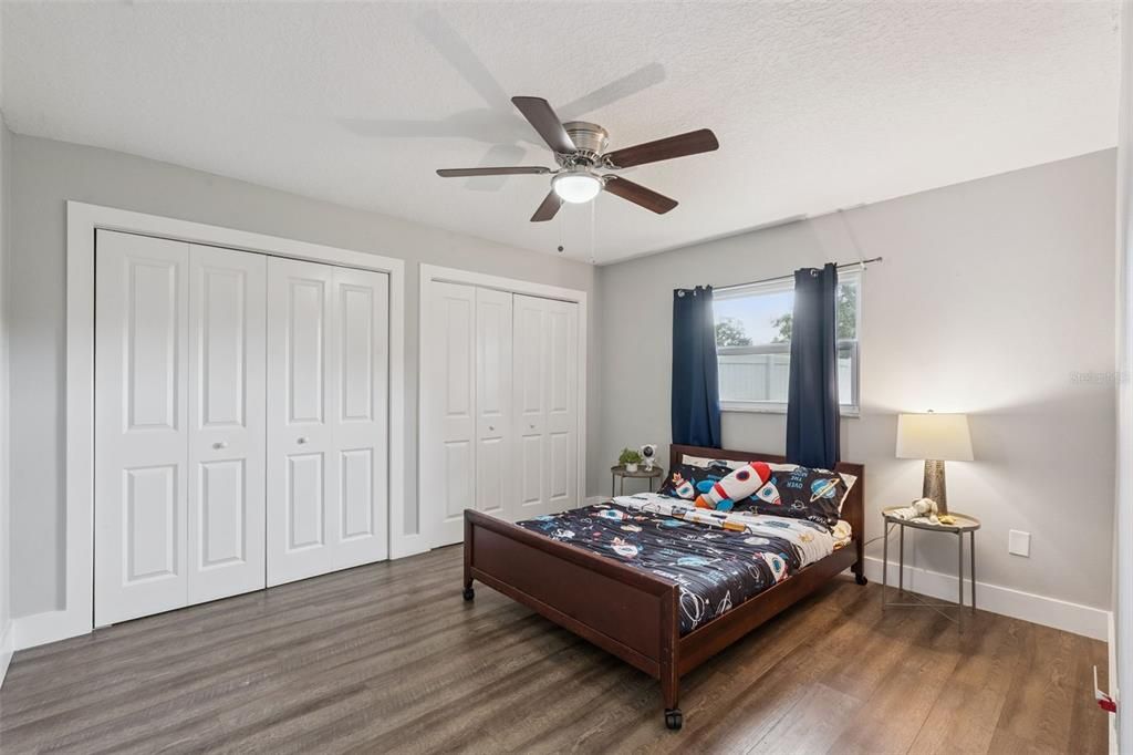 Active With Contract: $462,500 (3 beds, 2 baths, 1864 Square Feet)