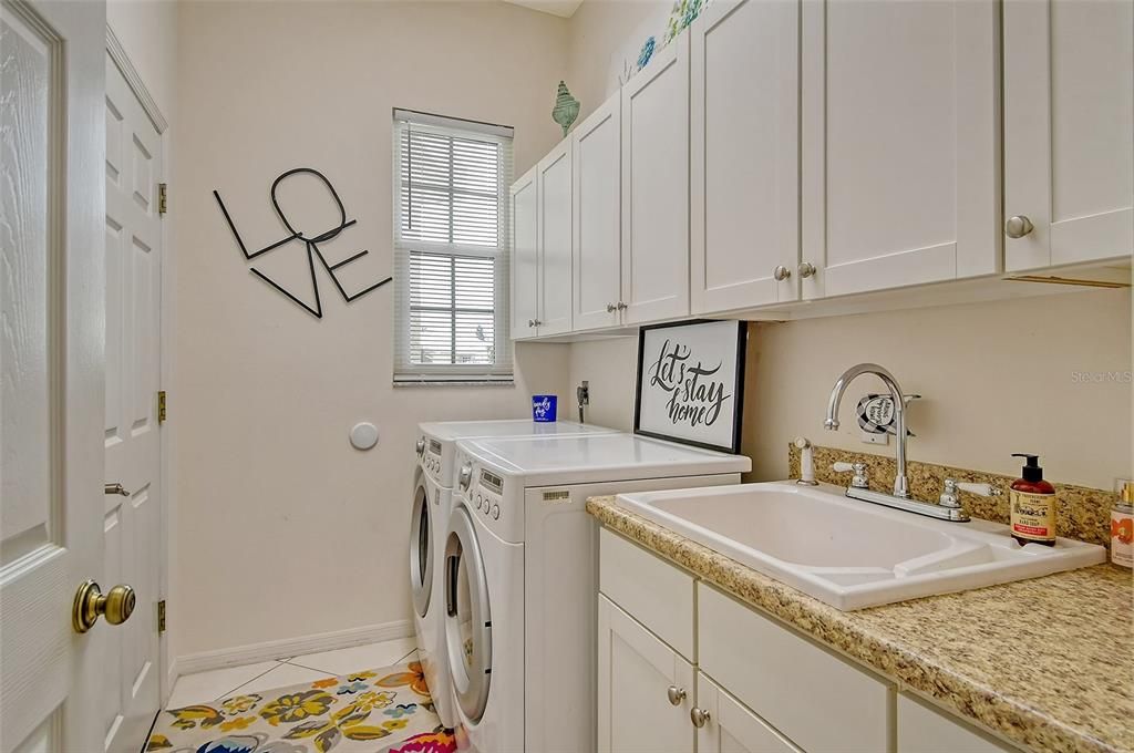 待售: $439,000 (3 贝兹, 2 浴室, 1882 平方英尺)