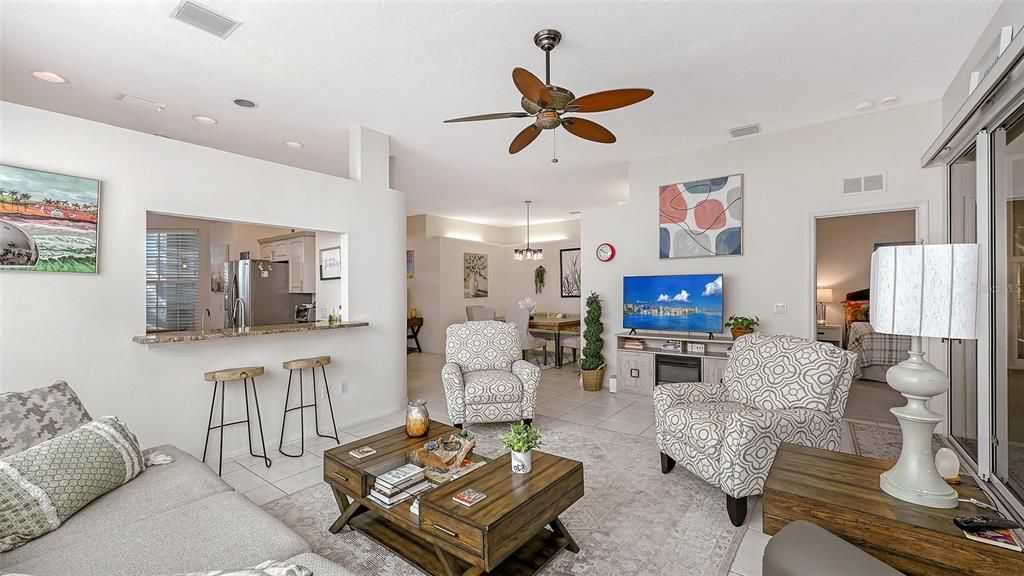 待售: $439,000 (3 贝兹, 2 浴室, 1882 平方英尺)