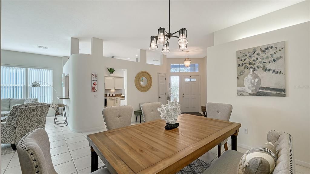 待售: $439,000 (3 贝兹, 2 浴室, 1882 平方英尺)