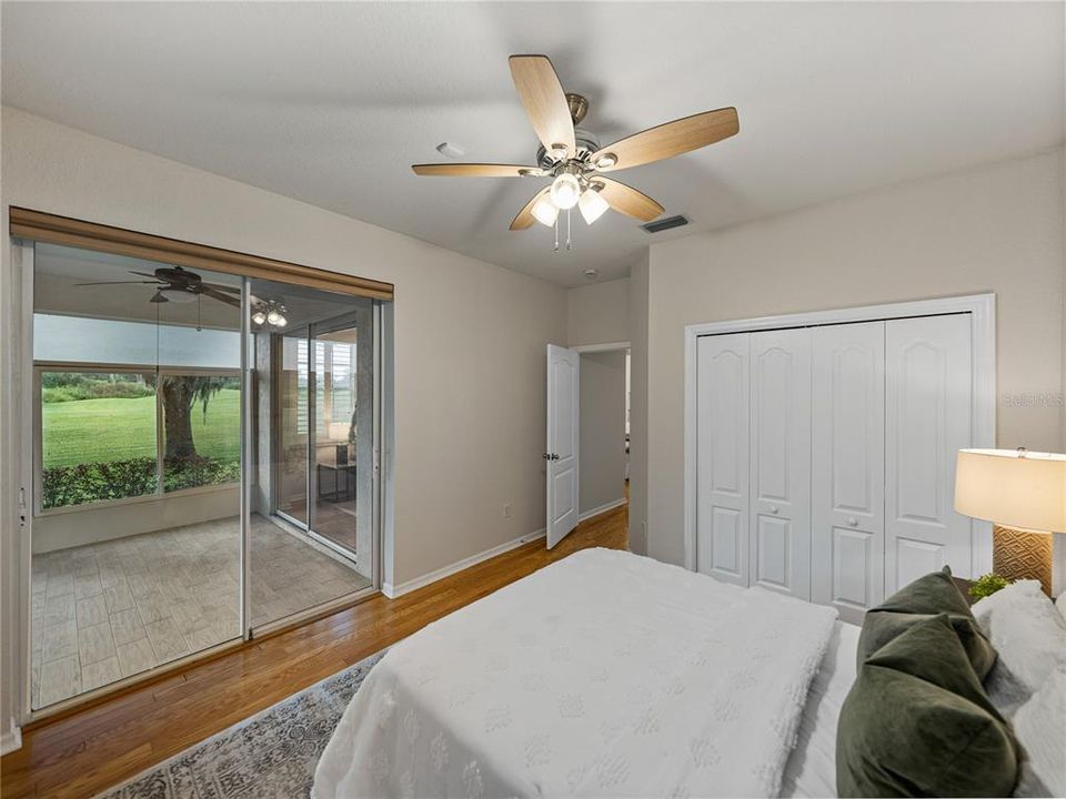 Active With Contract: $275,000 (2 beds, 2 baths, 1260 Square Feet)