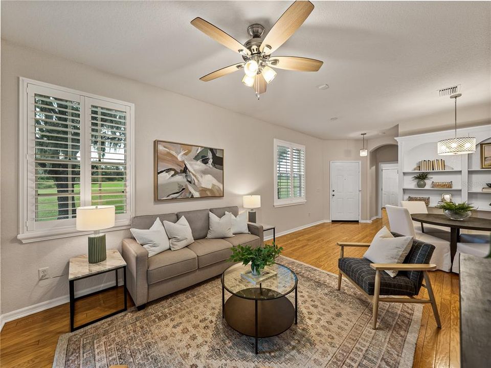 Active With Contract: $275,000 (2 beds, 2 baths, 1260 Square Feet)