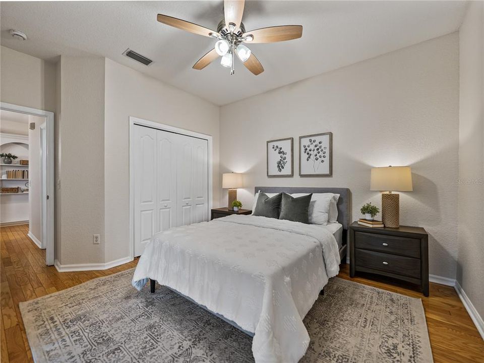 Active With Contract: $275,000 (2 beds, 2 baths, 1260 Square Feet)