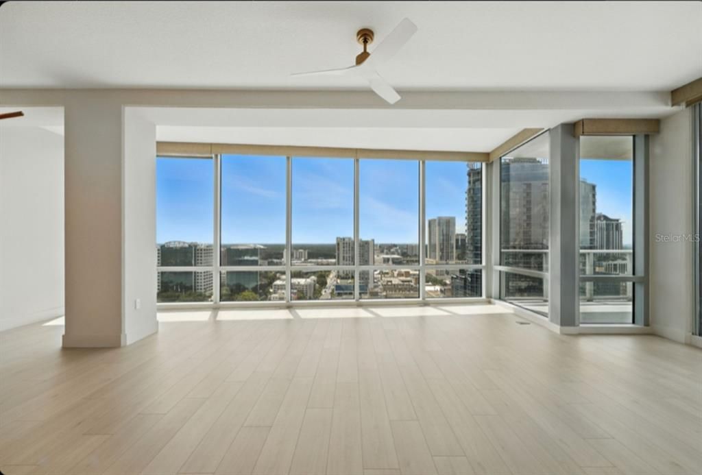 出租: $7,495 (3 贝兹, 3 浴室, 2158 平方英尺)