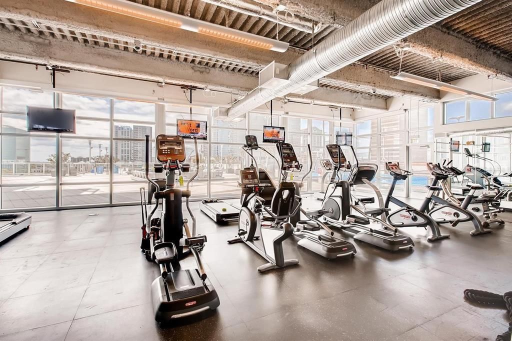 出租: $7,495 (3 贝兹, 3 浴室, 2158 平方英尺)