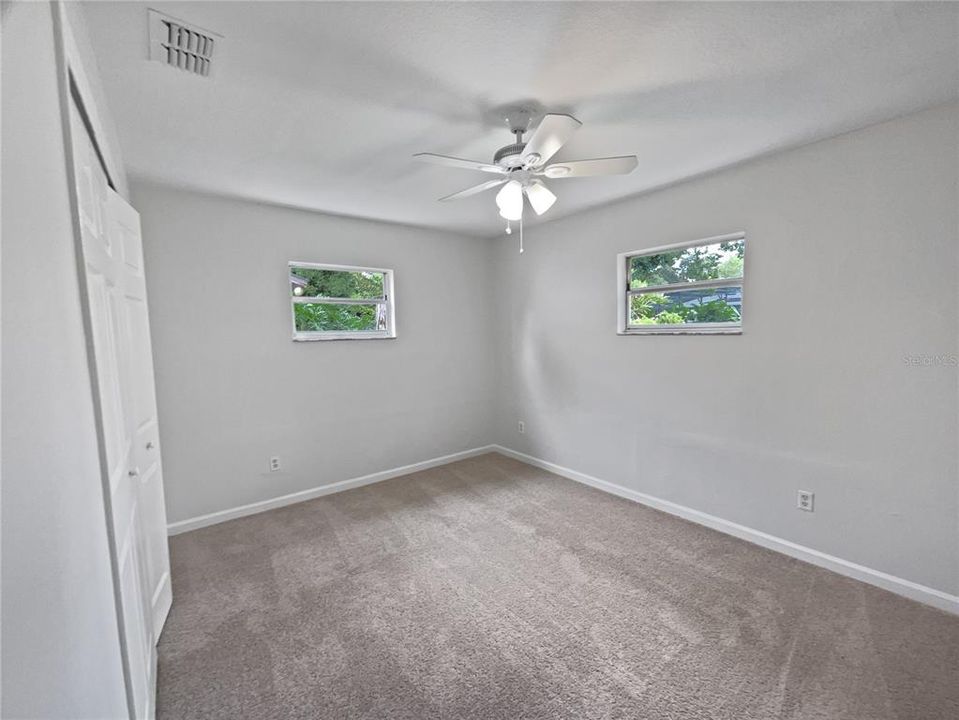 На продажу: $325,000 (3 спален, 2 ванн, 1566 Квадратных фут)