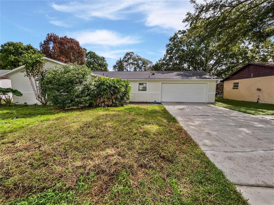 На продажу: $325,000 (3 спален, 2 ванн, 1566 Квадратных фут)