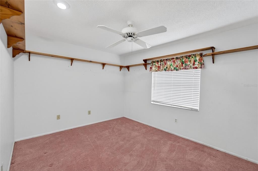 En Venta: $275,000 (3 camas, 2 baños, 1755 Pies cuadrados)