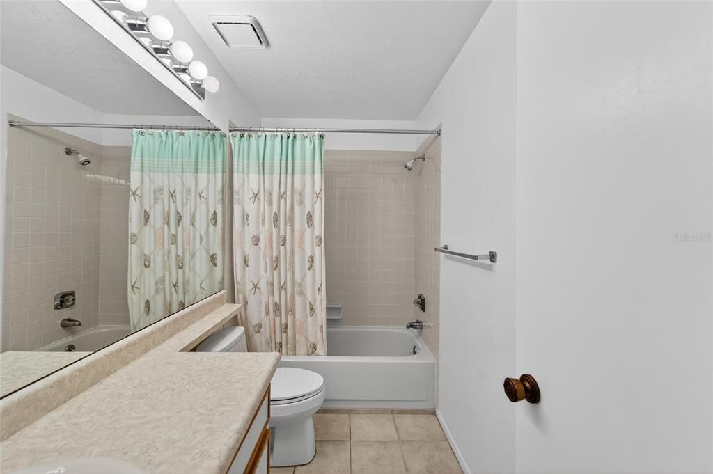 En Venta: $275,000 (3 camas, 2 baños, 1755 Pies cuadrados)