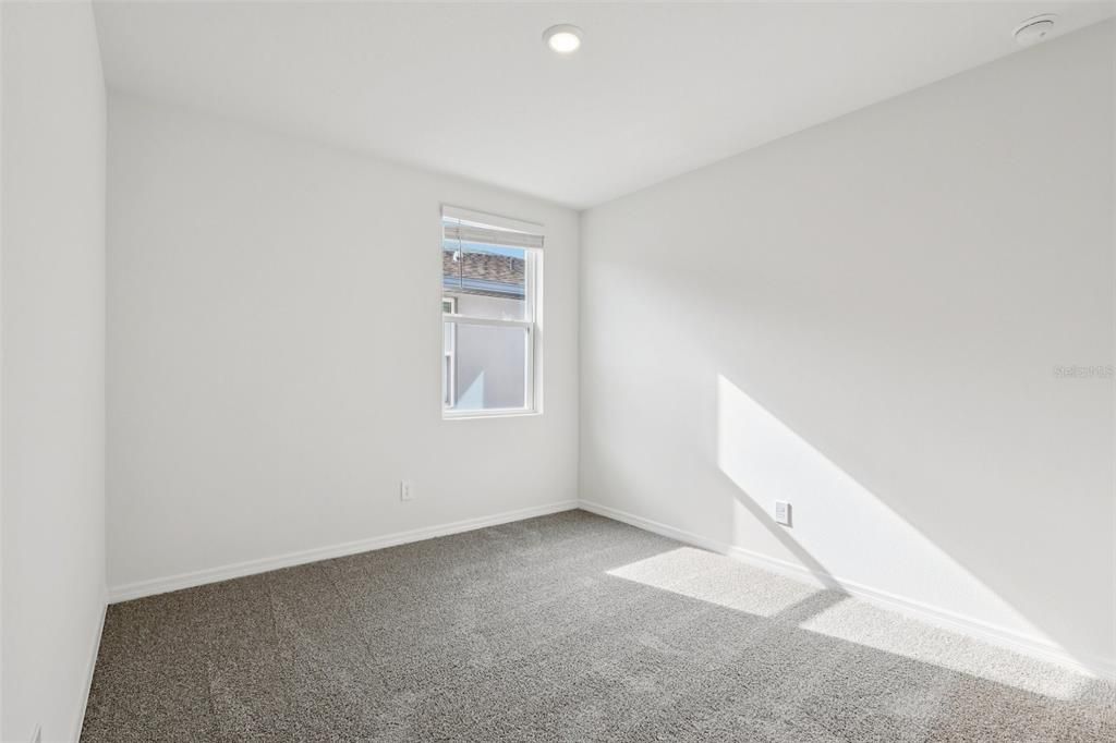 For Sale: $320,276 (4 beds, 2 baths, 1840 Square Feet)