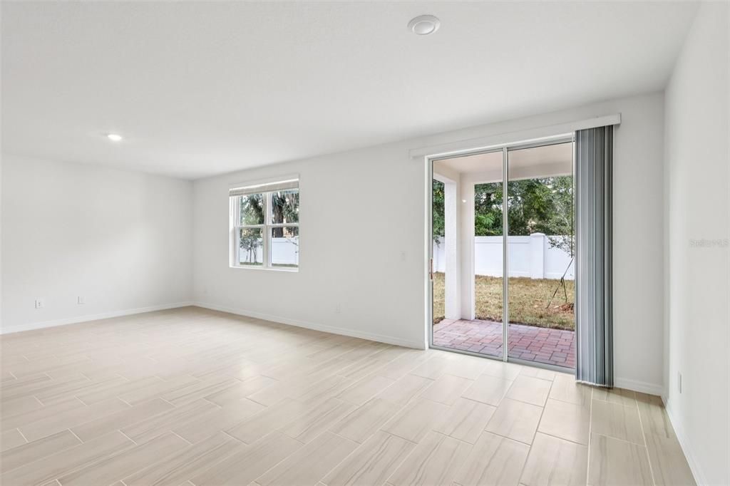 For Sale: $320,276 (4 beds, 2 baths, 1840 Square Feet)