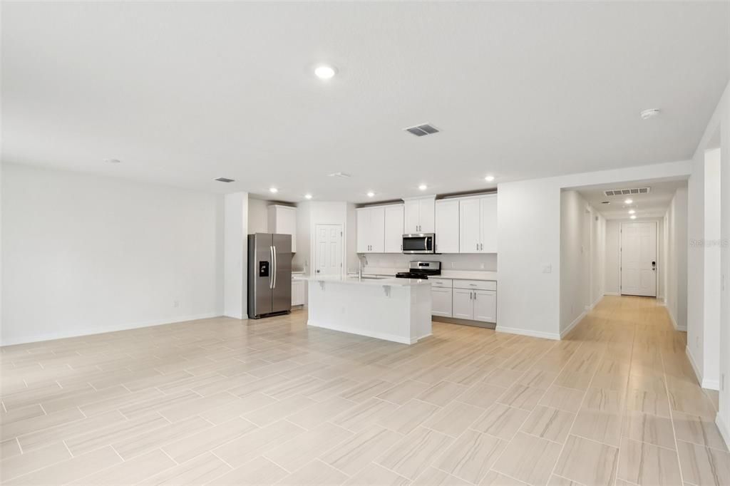 For Sale: $320,276 (4 beds, 2 baths, 1840 Square Feet)