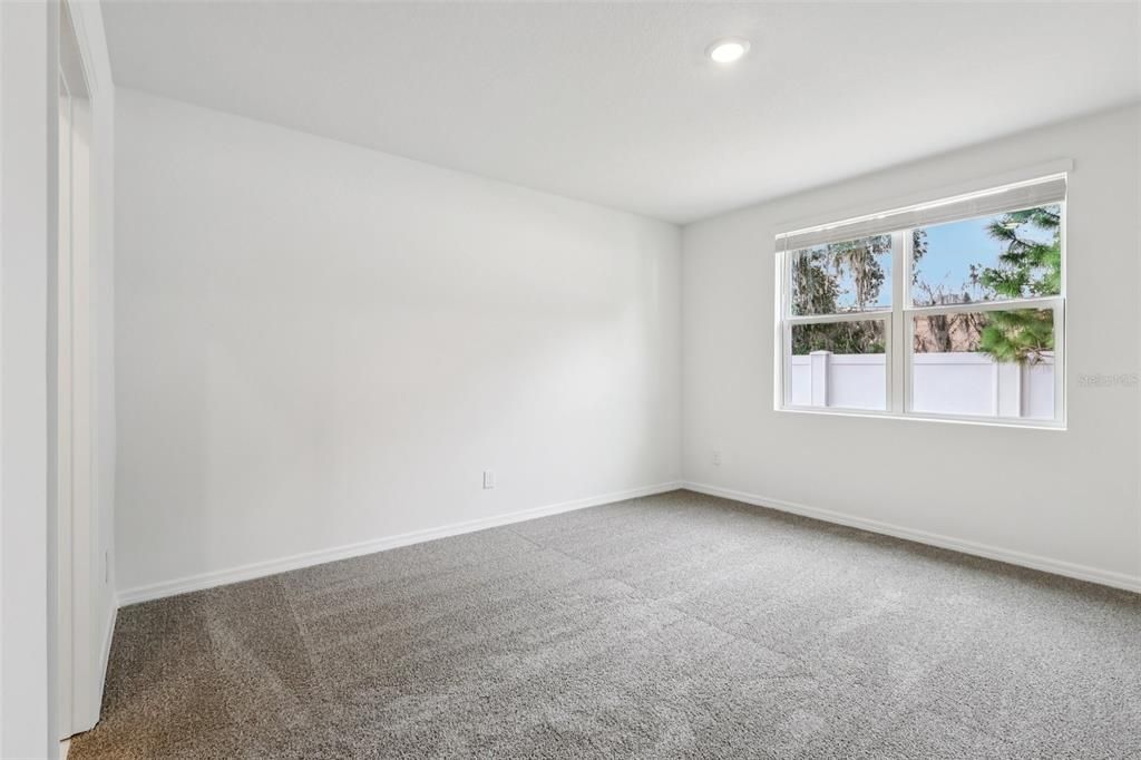 For Sale: $320,276 (4 beds, 2 baths, 1840 Square Feet)