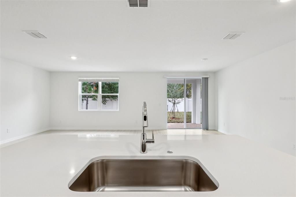 For Sale: $320,276 (4 beds, 2 baths, 1840 Square Feet)