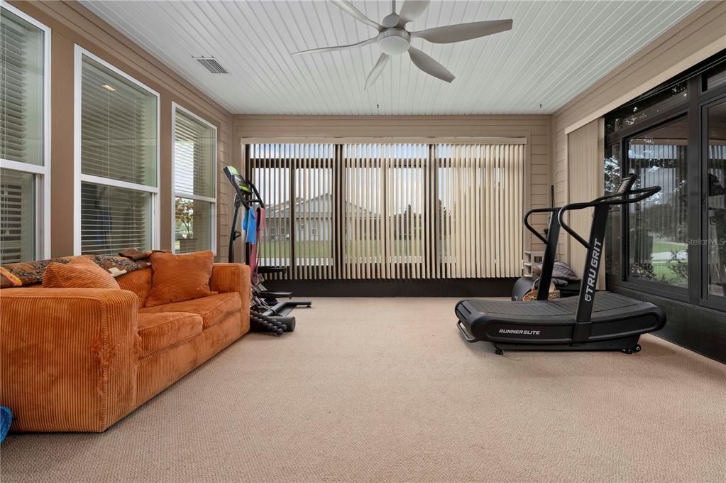 For Sale: $365,000 (2 beds, 2 baths, 1869 Square Feet)