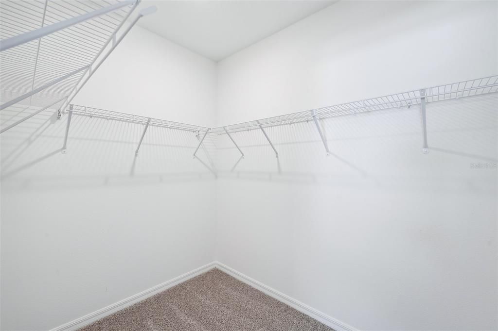 Active With Contract: $303,000 (3 beds, 2 baths, 1695 Square Feet)