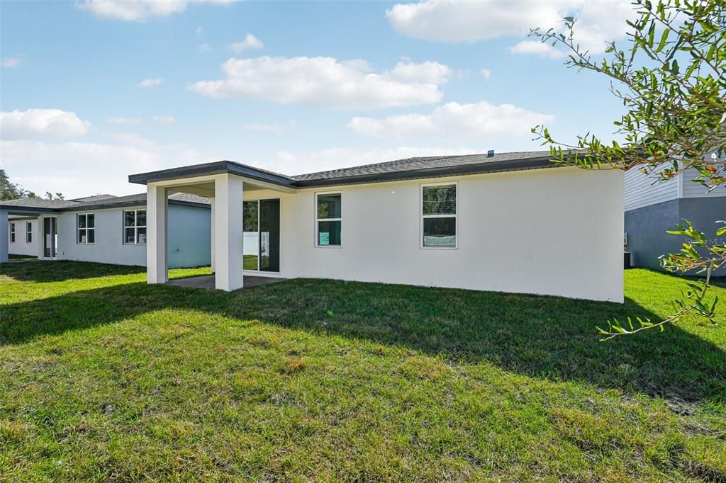 Active With Contract: $303,000 (3 beds, 2 baths, 1695 Square Feet)