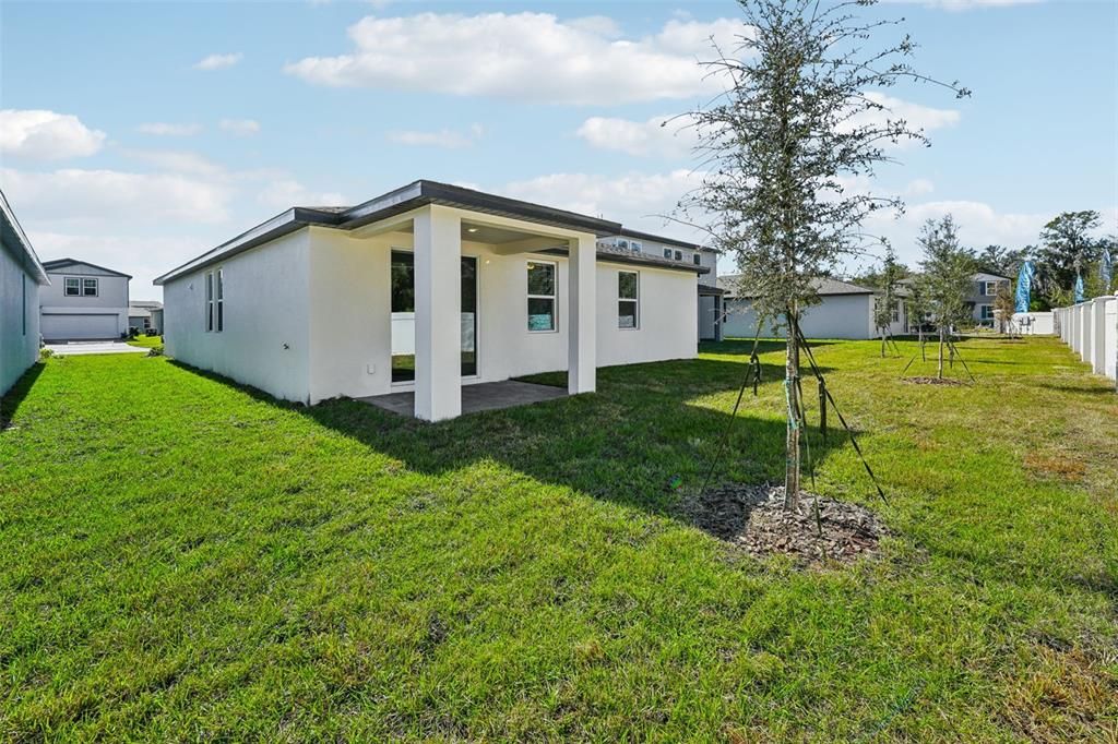 Active With Contract: $303,000 (3 beds, 2 baths, 1695 Square Feet)