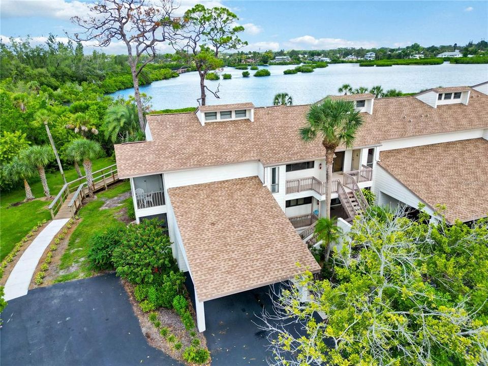 Vendido Recientemente: $225,000 (2 camas, 2 baños, 1312 Pies cuadrados)