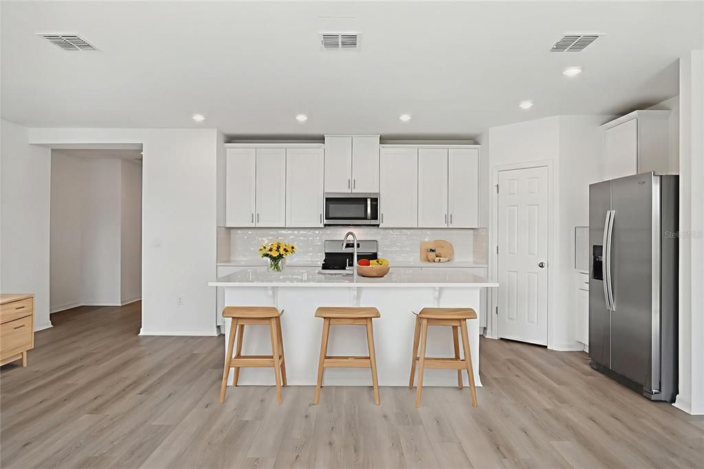 For Sale: $326,200 (4 beds, 2 baths, 1840 Square Feet)