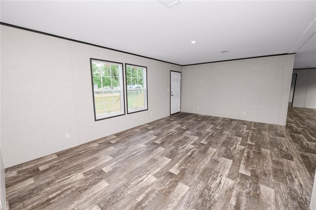 Active With Contract: $299,000 (4 beds, 2 baths, 1813 Square Feet)