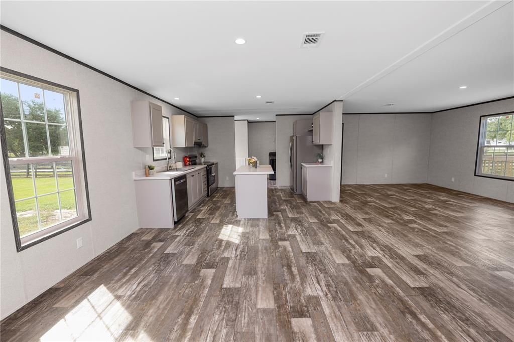 Active With Contract: $299,000 (4 beds, 2 baths, 1813 Square Feet)