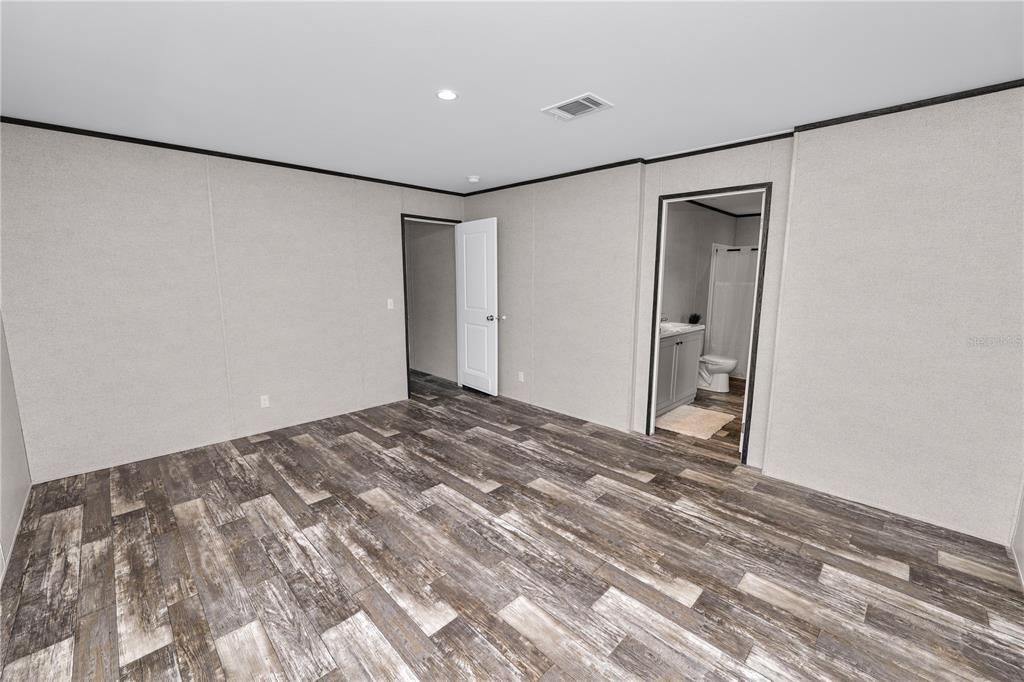 Active With Contract: $299,000 (4 beds, 2 baths, 1813 Square Feet)