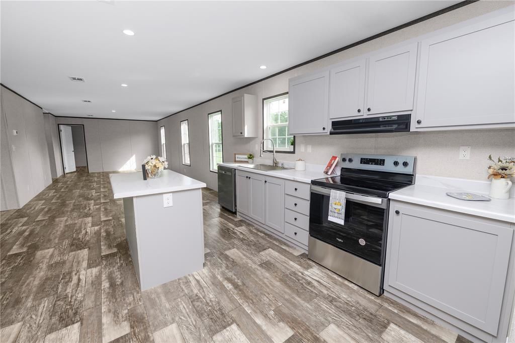 Active With Contract: $299,000 (4 beds, 2 baths, 1813 Square Feet)