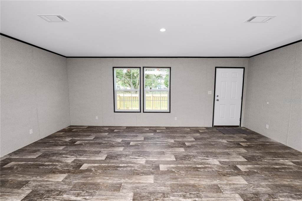 Active With Contract: $299,000 (4 beds, 2 baths, 1813 Square Feet)