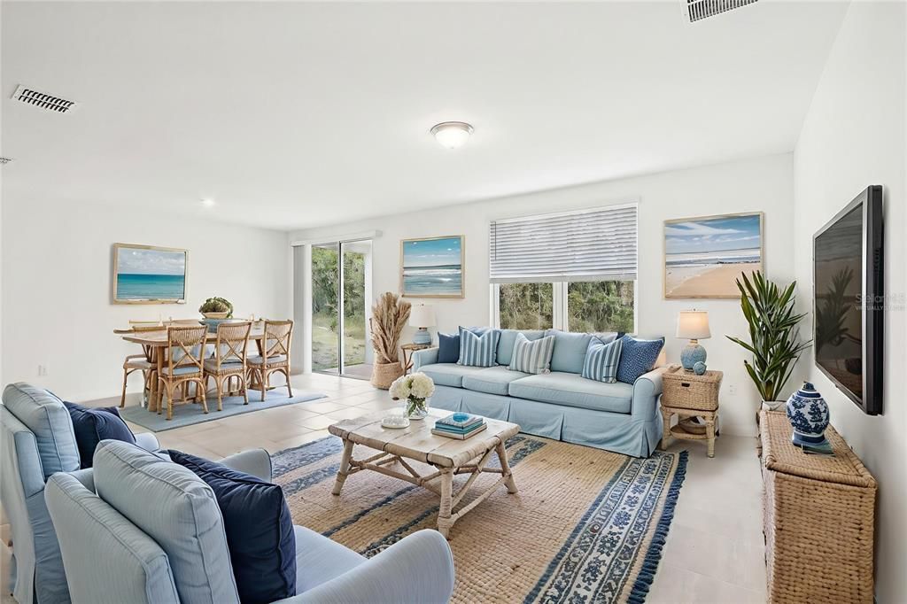 На продажу: $337,500 (4 спален, 2 ванн, 1840 Квадратных фут)