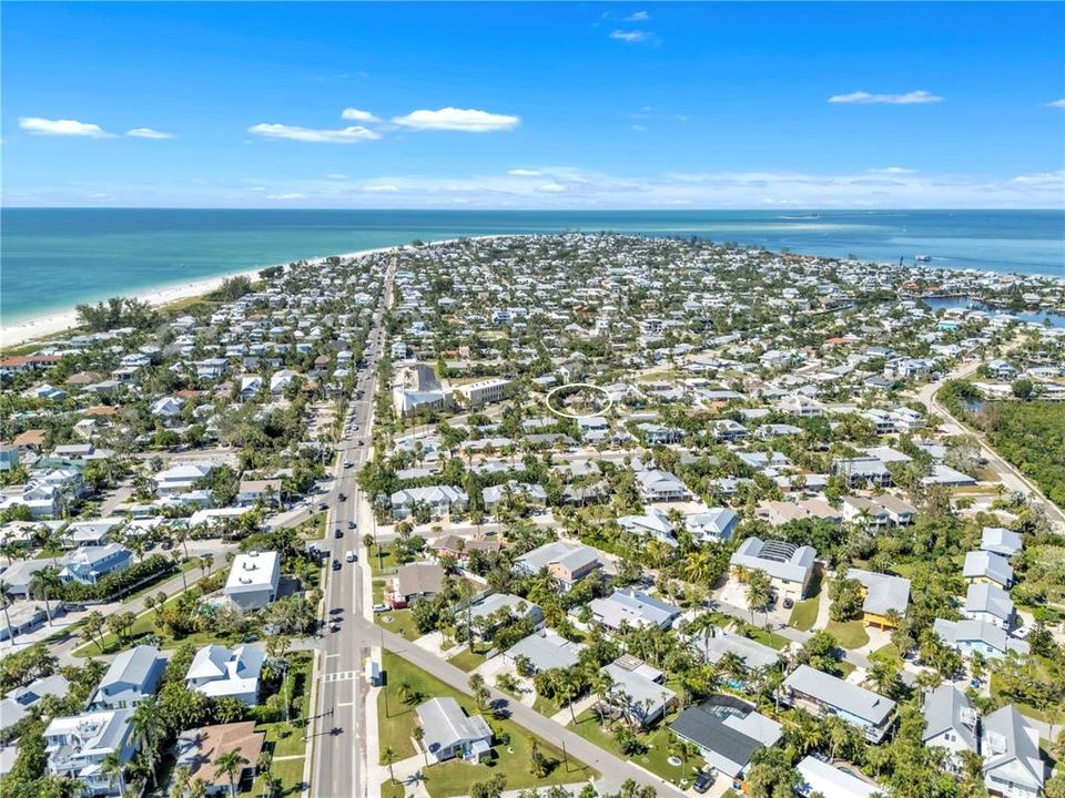 En Venta: $1,150,000 (3 camas, 2 baños, 1460 Pies cuadrados)