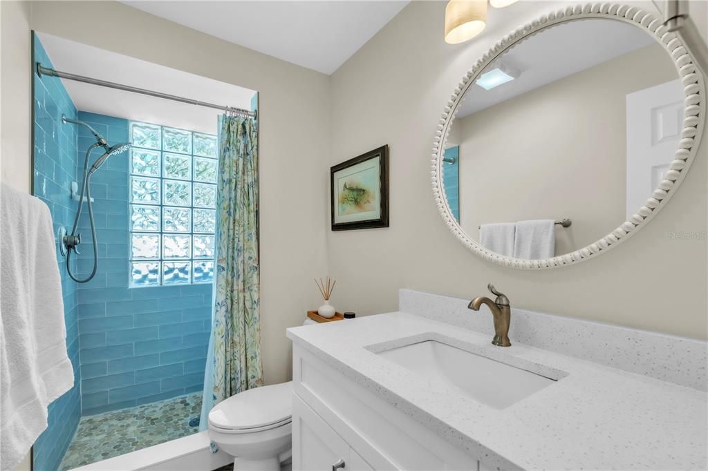 En Venta: $1,150,000 (3 camas, 2 baños, 1460 Pies cuadrados)