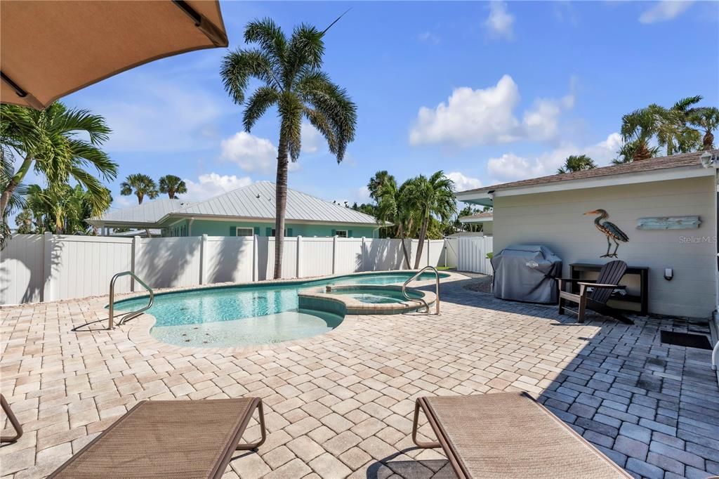 En Venta: $1,150,000 (3 camas, 2 baños, 1460 Pies cuadrados)