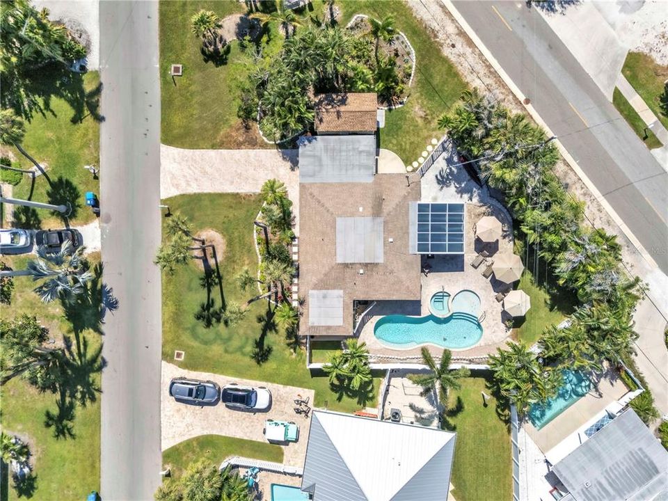 En Venta: $1,150,000 (3 camas, 2 baños, 1460 Pies cuadrados)