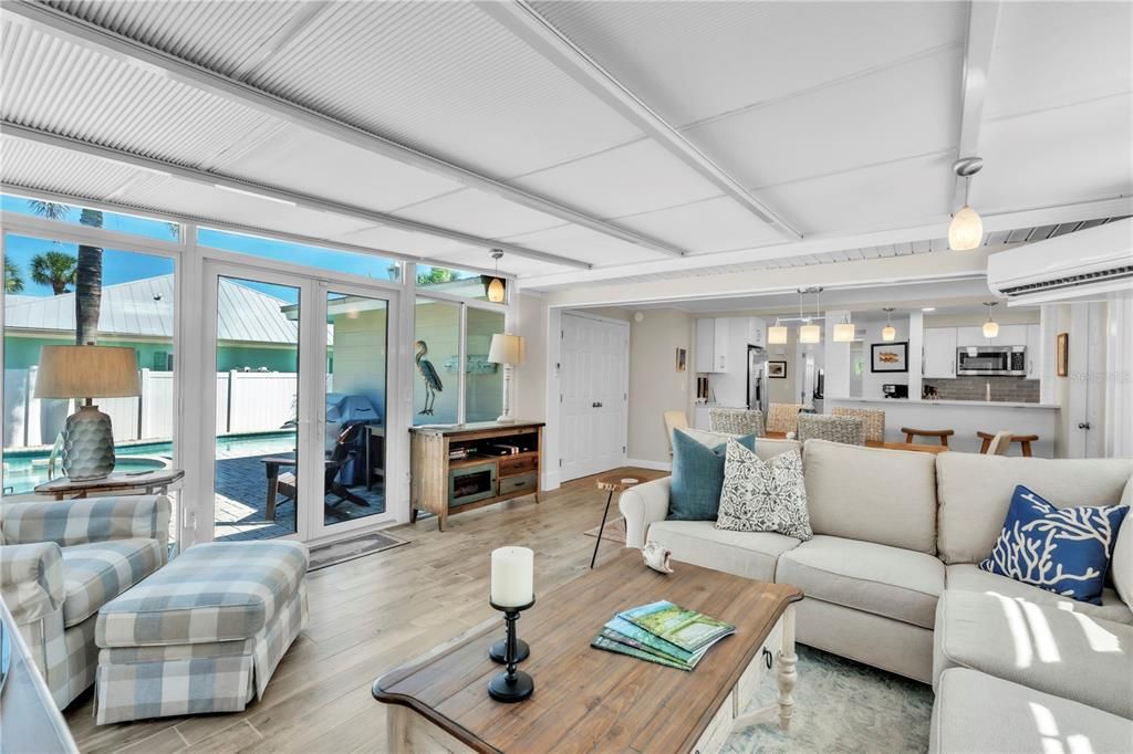 En Venta: $1,150,000 (3 camas, 2 baños, 1460 Pies cuadrados)