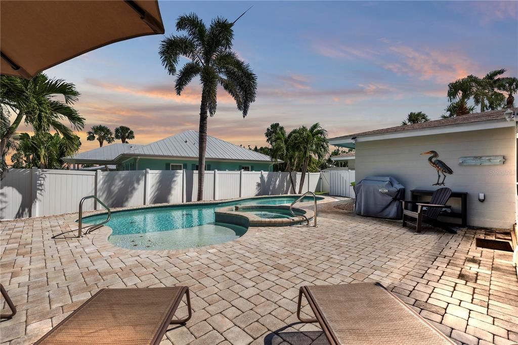 En Venta: $1,150,000 (3 camas, 2 baños, 1460 Pies cuadrados)